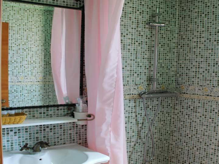 Hostal La Savina Cervera  Bagian luar foto